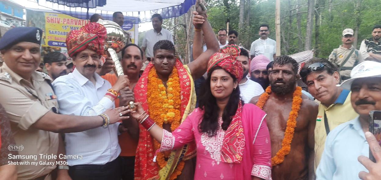 Himanshu of UP wins Bamhag Kesari Dangal